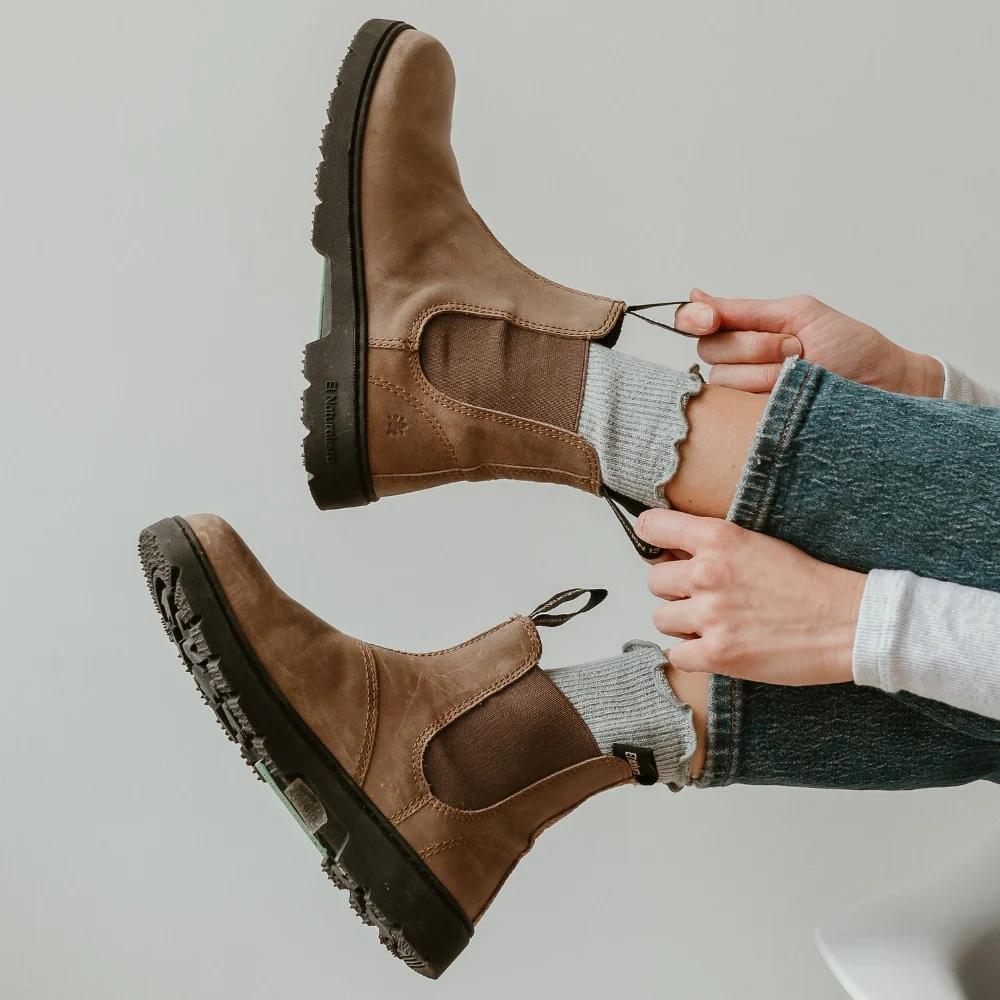 El Naturalista Nomada Chelsea Boots - Image 2