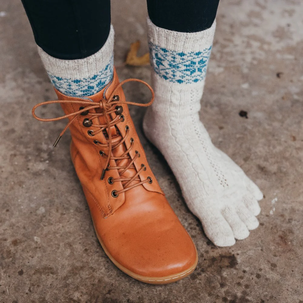 Knitido Merino & Cashmere Snowflake Sweater Toe Socks - Image 6