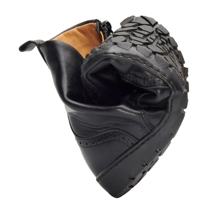 Zaqq Quintic Brogue Unlined Boot - Image 7